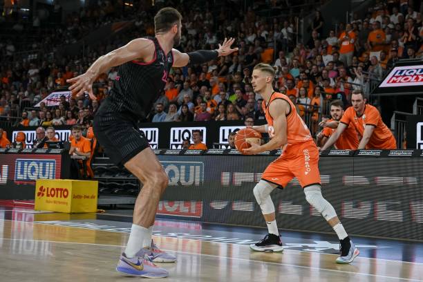 让我们围绕 让我们围绕